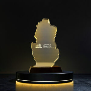 جائزة-من-كلية-القانون-جامعة-قطر